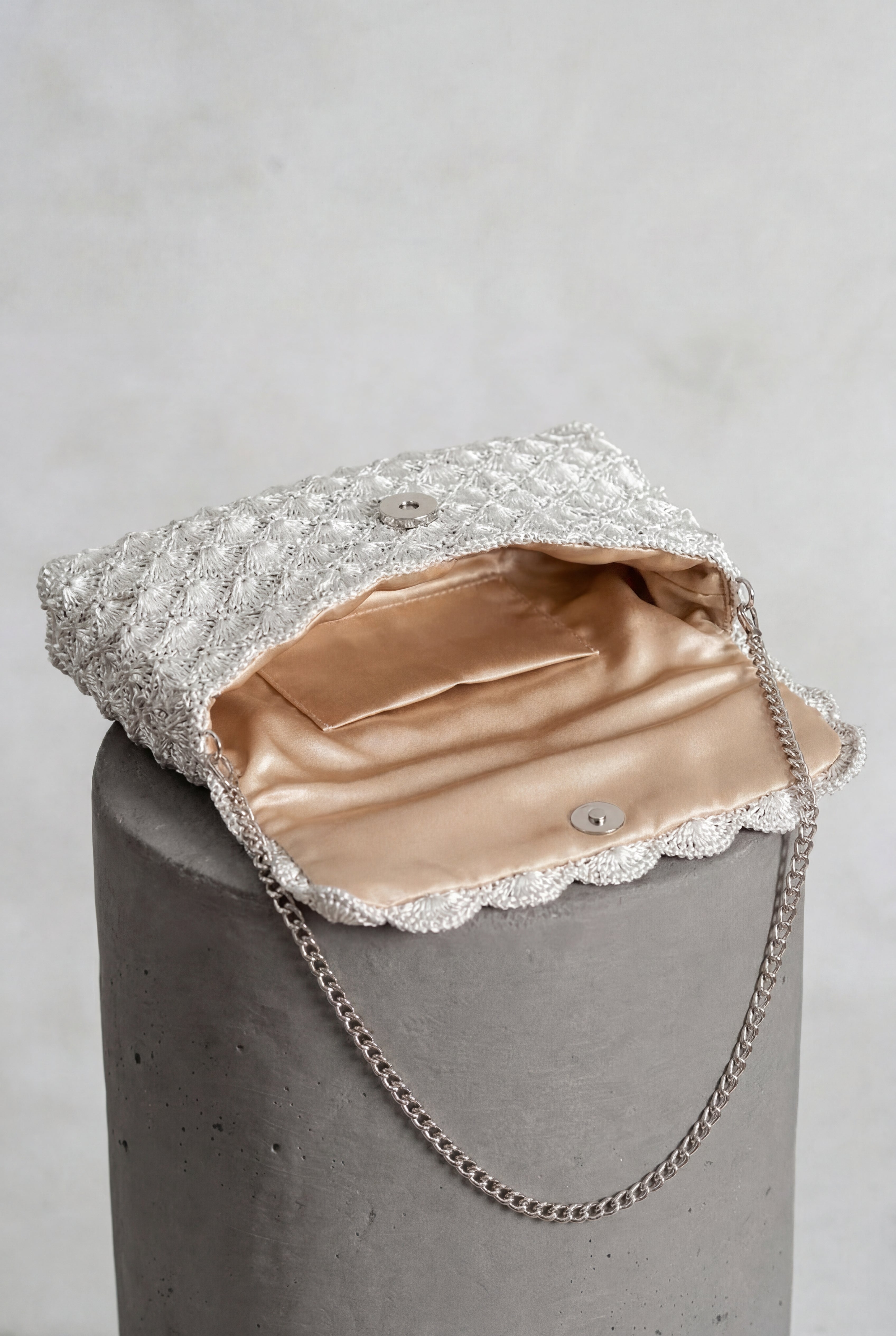 Solera Silver Clutch
