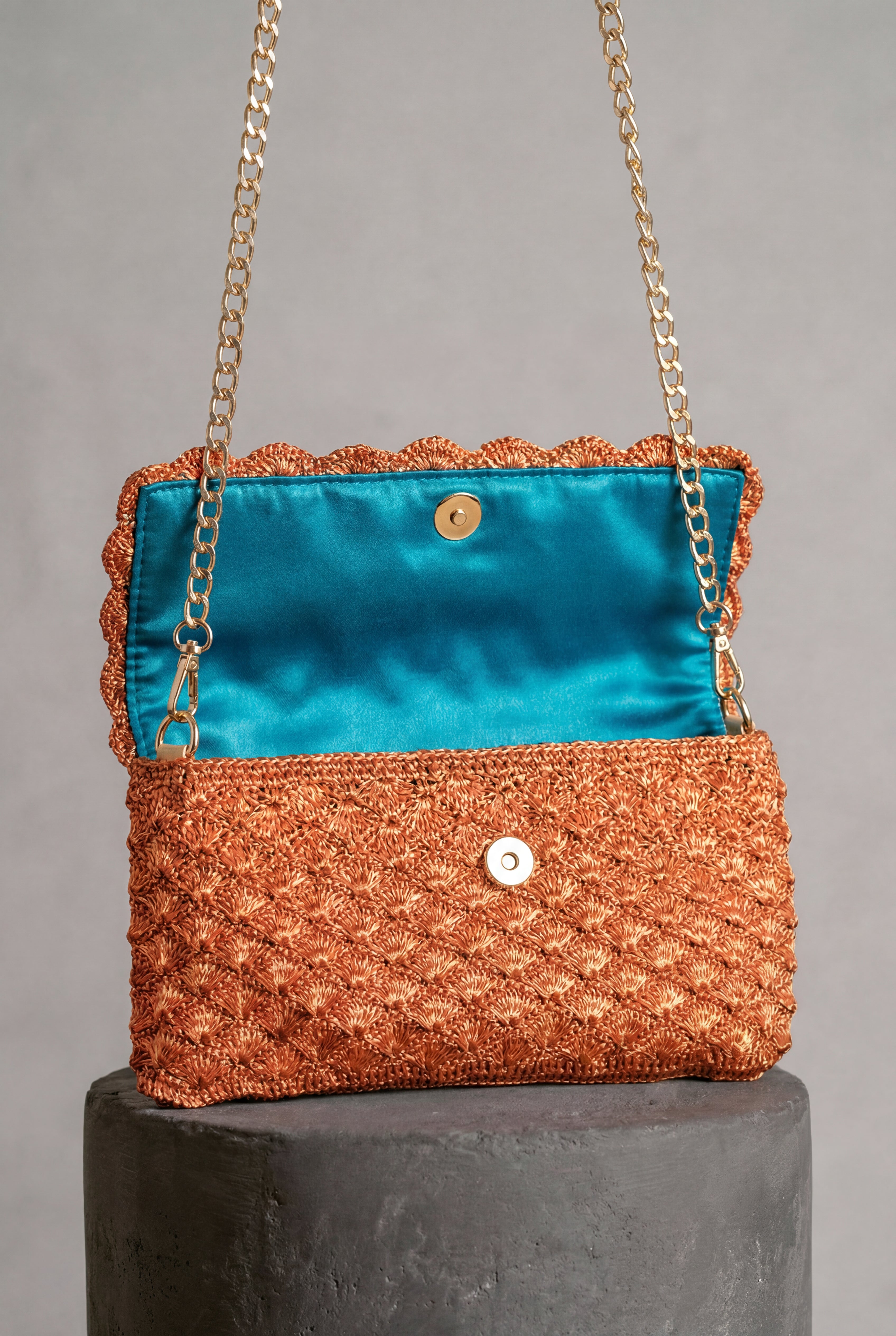 Solera Copper Clutch